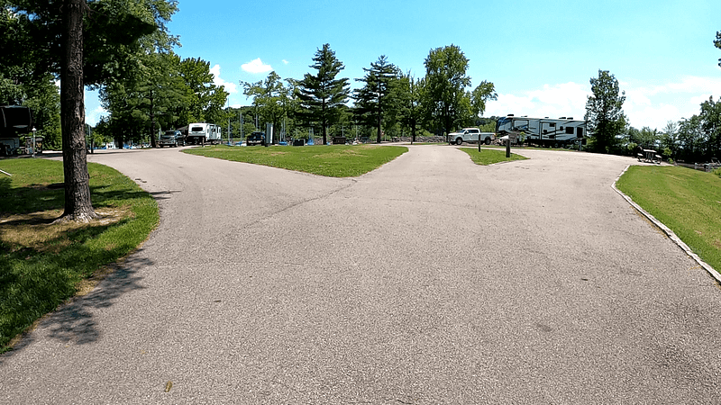 Boulder Campground - Carlyle Lake - Under The Stars RV Travel